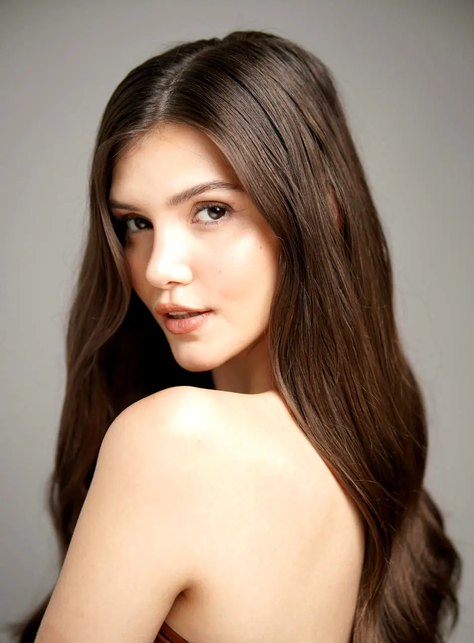 Эскортница kristina-2 в Алматы - рост 166 см, вес 56 кг, возраст 19 лет