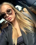 Эскортница kira в Алматы - рост 170 см, вес 50 кг, возраст 21 лет