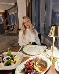 Эскортница dilyara в Алматы - рост 175 см, вес 58 кг, возраст 28 лет