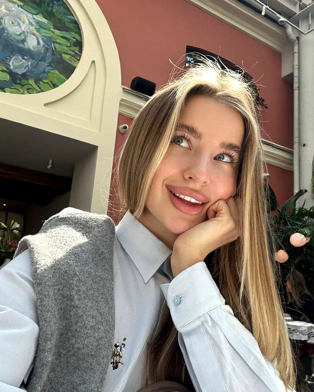 Эскортница veronika в Алматы - рост 178 см, вес 56 кг, возраст 23 лет