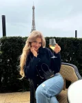 Эскортница renata в Алматы - рост 170 см, вес 56 кг, возраст 23 лет