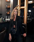 Эскортница kira в Алматы - рост 170 см, вес 50 кг, возраст 21 лет